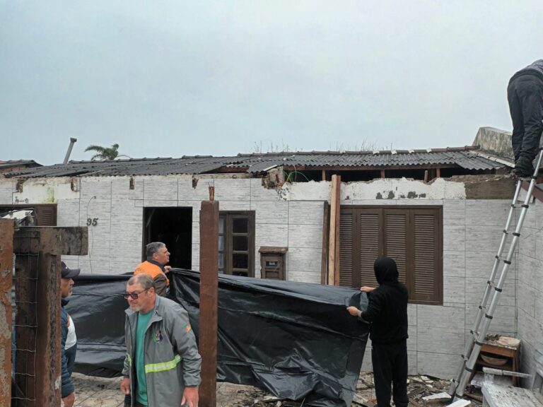 Destruição causada por temporais no Rio Grande do Sul