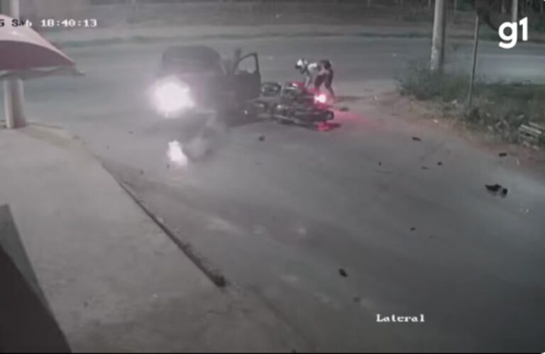 Motociclista é arremessado após batida com carro em Montes Claros