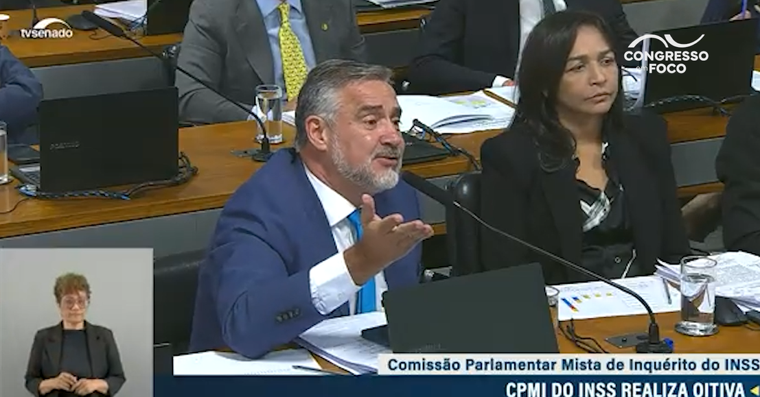 Bate-boca marca sessão da CPMI do INSS entre Alfredo Gaspar e Paulo Pimenta