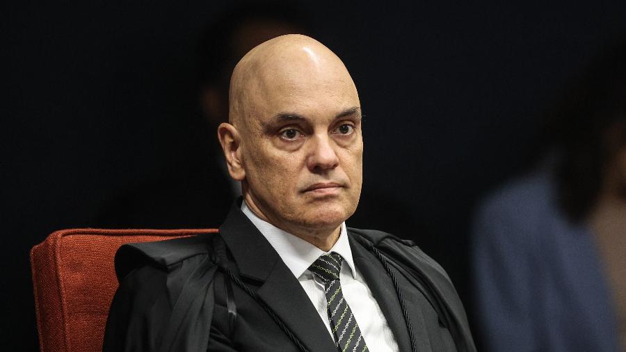Visita de Michelle a Bolsonaro é autorizada por Moraes com restrições
