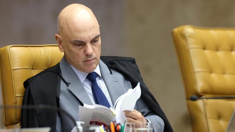 Moraes rejeita pedido de exame médico de Bolsonaro