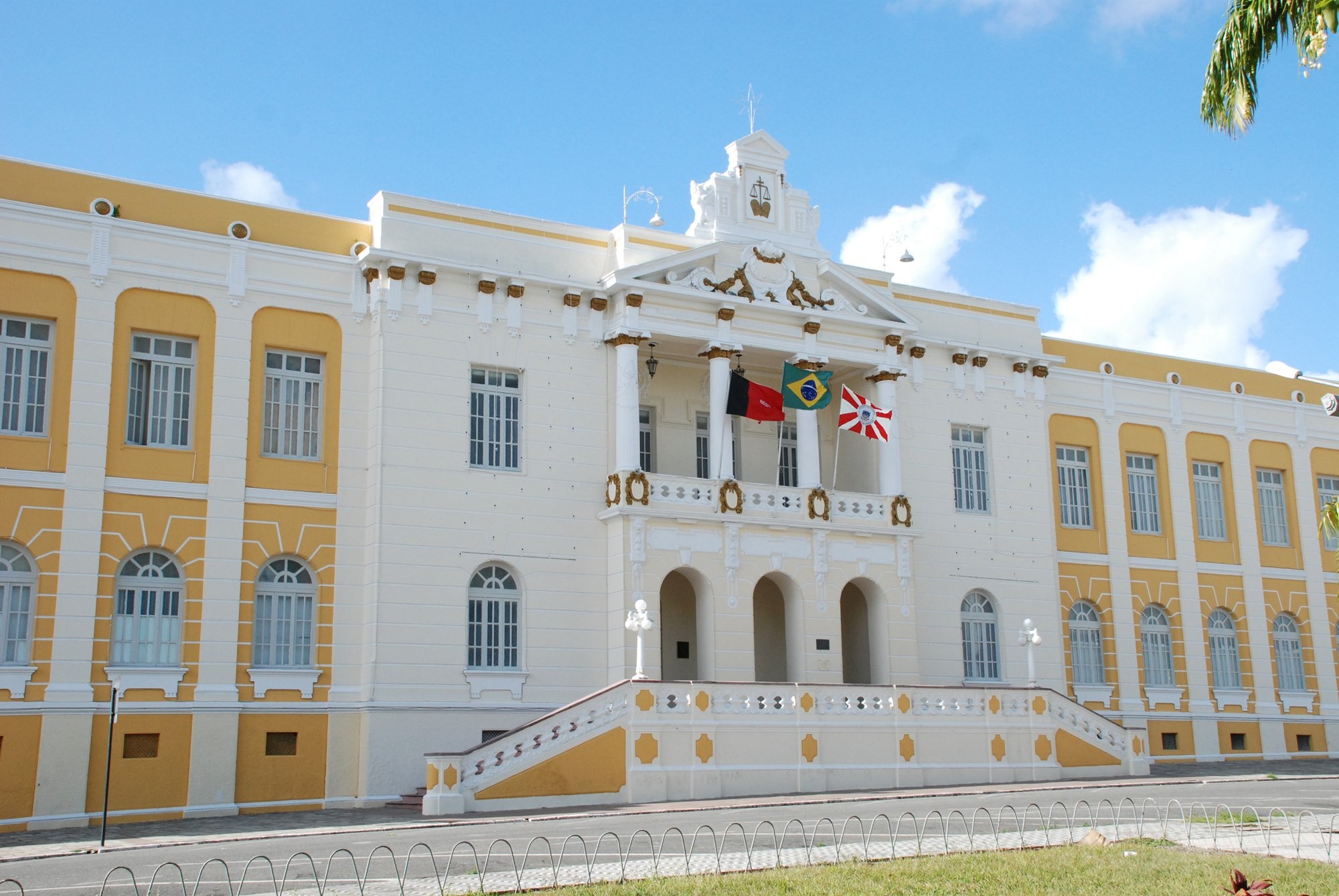 Juiz é acusado de intolerância religiosa em caso de mãe de santo