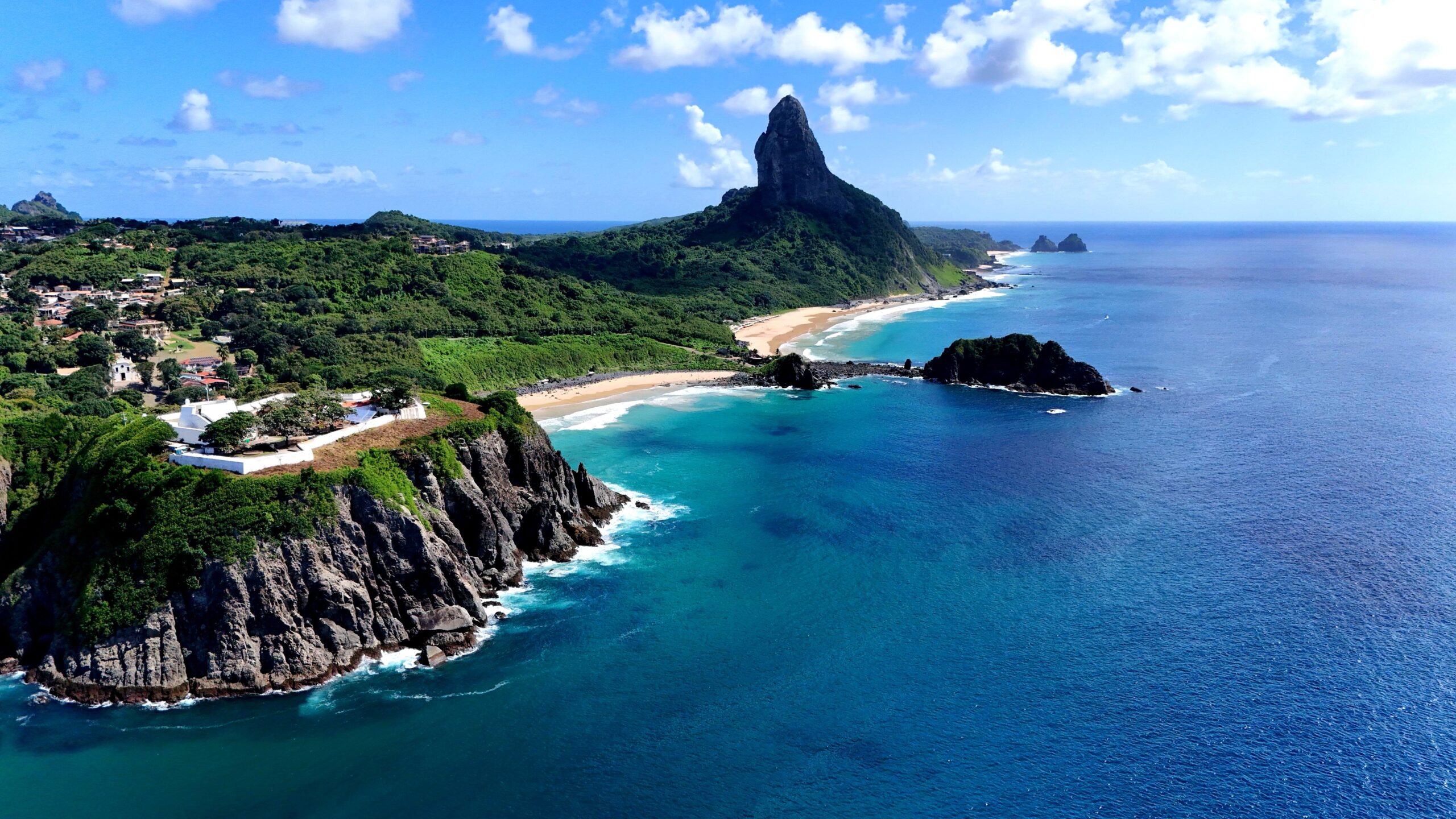 Moradores de Fernando de Noronha são considerados moderadamente felizes