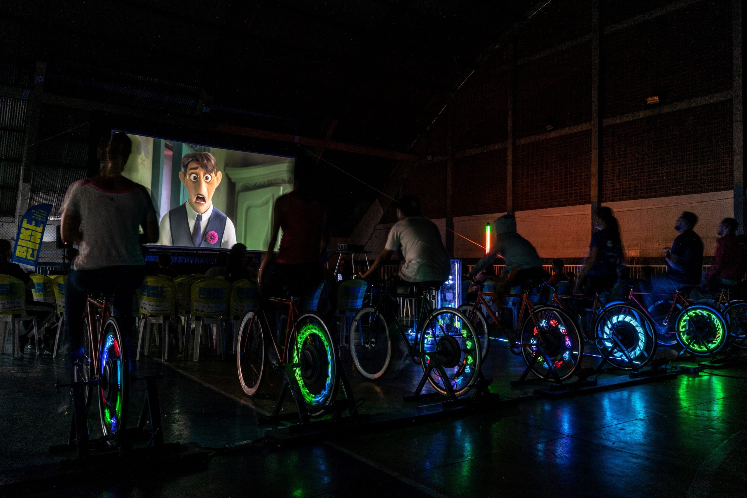 Cinema itinerante gratuito em Taubaté será movido a bicicletas