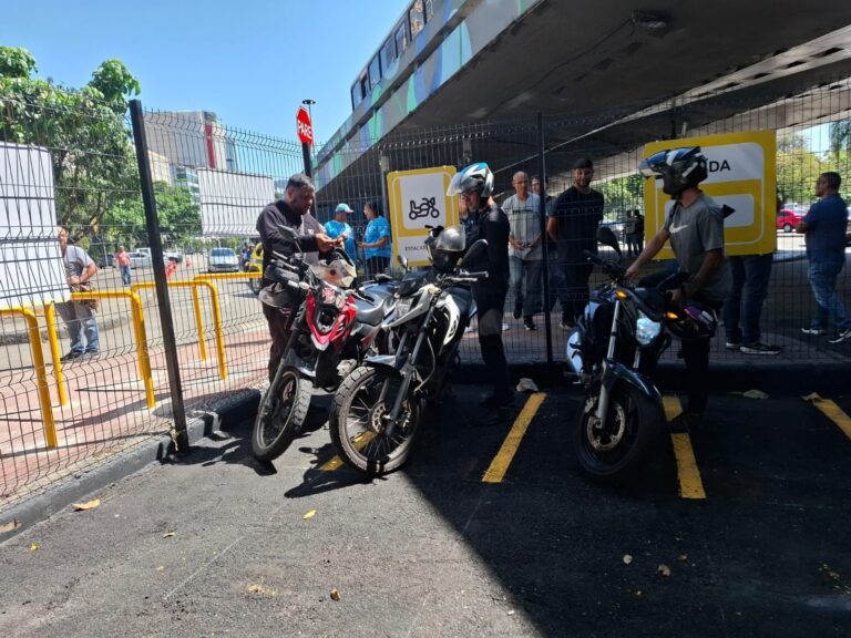 Rio tem novas regras para apps e entregadores de moto
