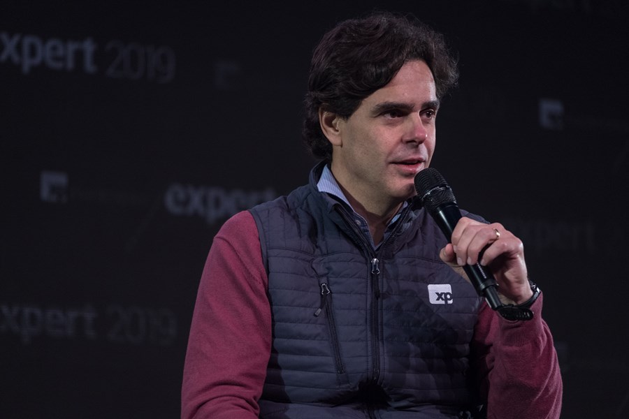 XP lança graduação em investimentos e mercado financeiro