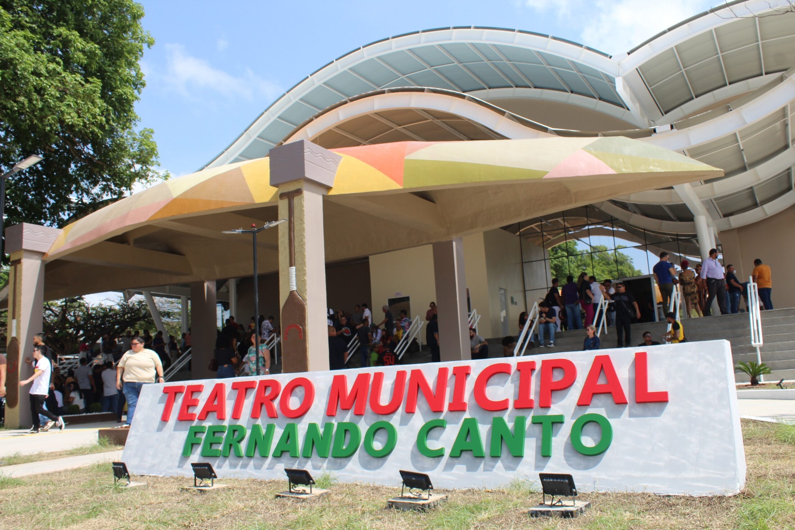 Taxas e como solicitar o uso do Teatro Municipal de Macapá