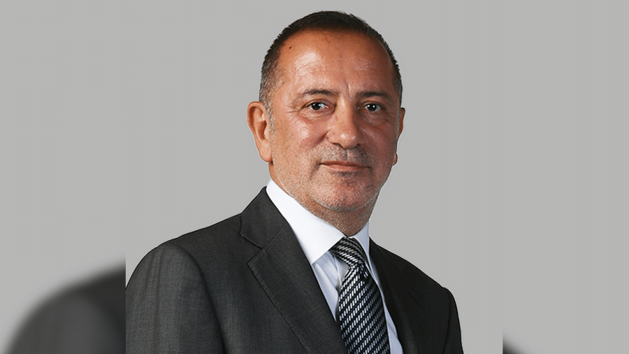Jornalista turco condenado a mais de quatro anos por ameaçar Erdogan