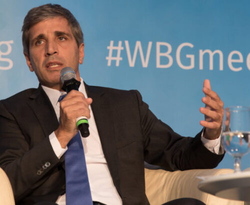 Economia argentina depende das eleições de domingo, diz ministro