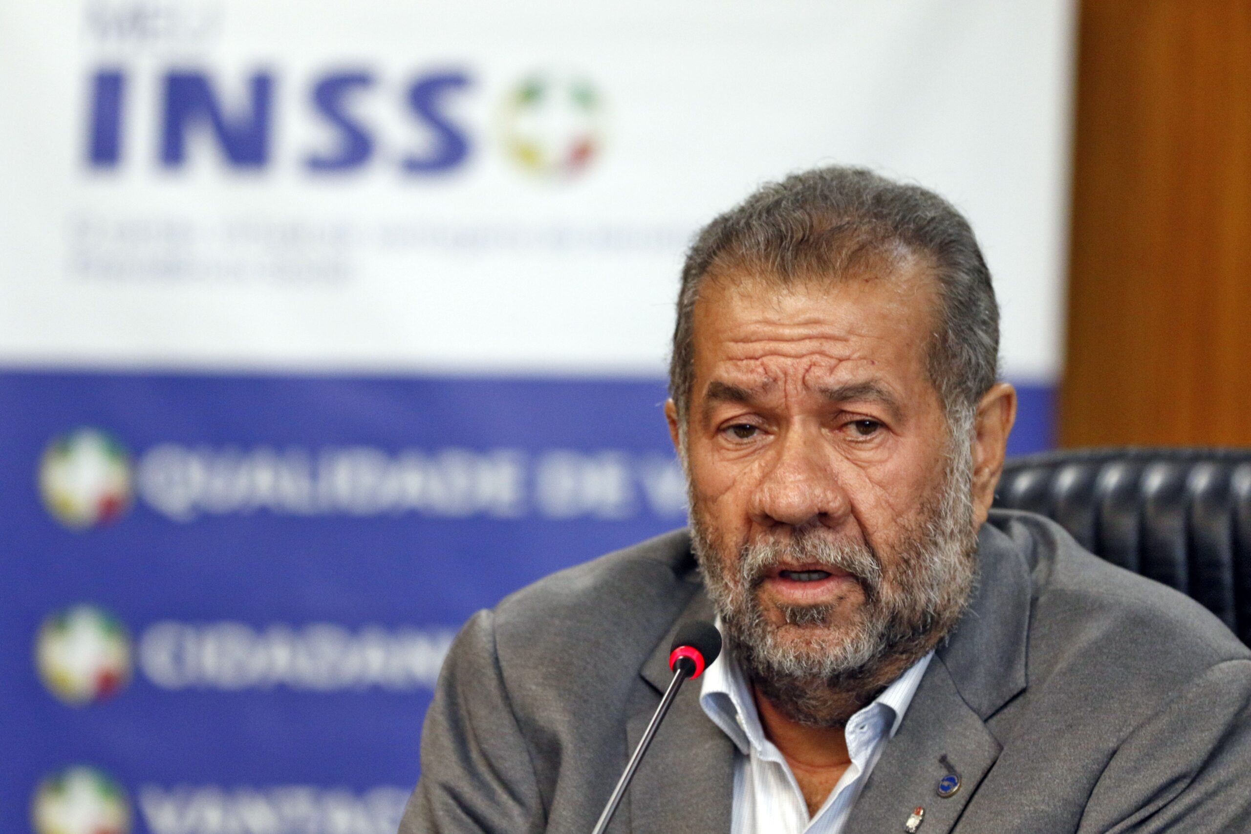 Lupi afirma estar com a consciência tranquila para depor à CPMI do INSS