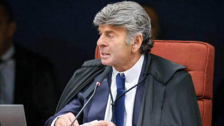 Fux suspende acusação de organização criminosa contra Ramagem