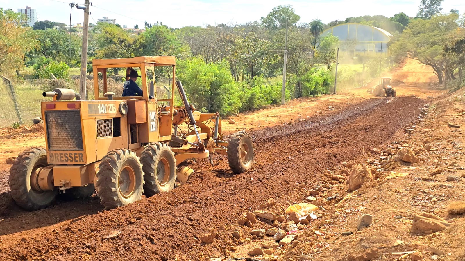 Obras na Avenida Mestra Rosa Chaves melhoram mobilidade em Montes Claros