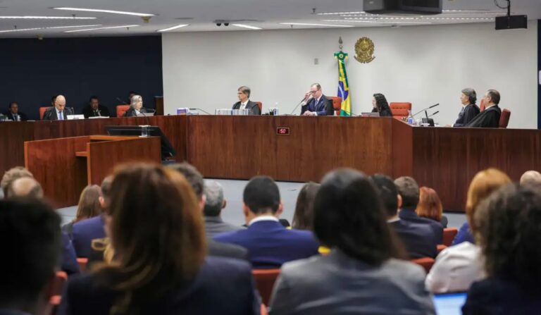 STF julga militares por fake news sobre eleições em outubro