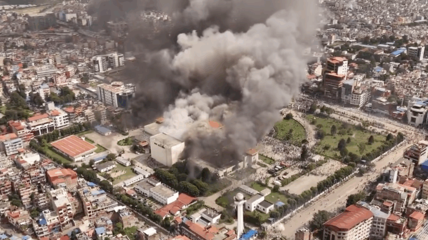 Protestos no Nepal resultam em 51 mortes