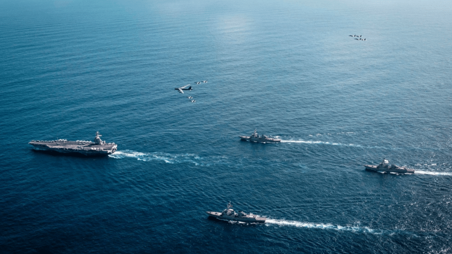 Chegada do porta-aviões Gerald R. Ford ao Caribe intensifica tensões com a Venezuela