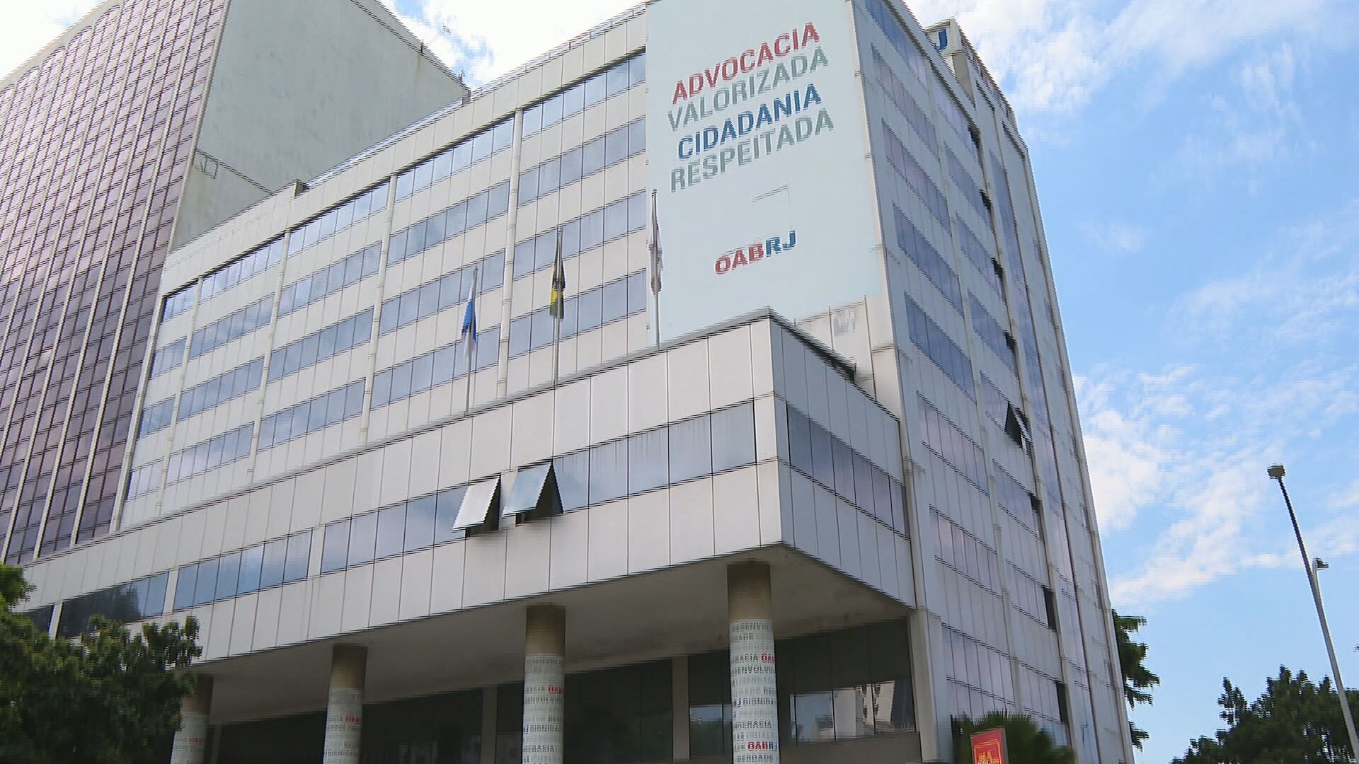 OAB-RJ aciona Justiça contra Unimed Ferj por falhas no atendimento a advogados