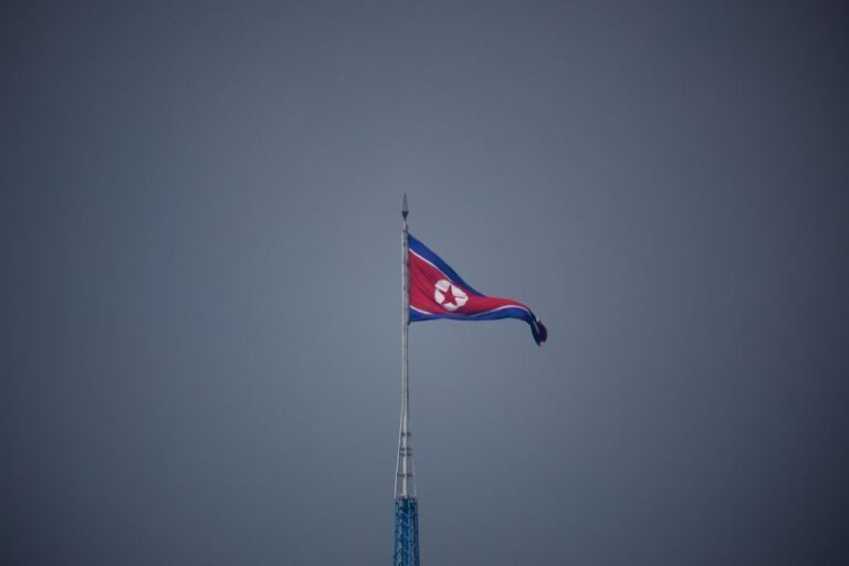Coreia do Norte denuncia disparos de advertência da Coreia do Sul