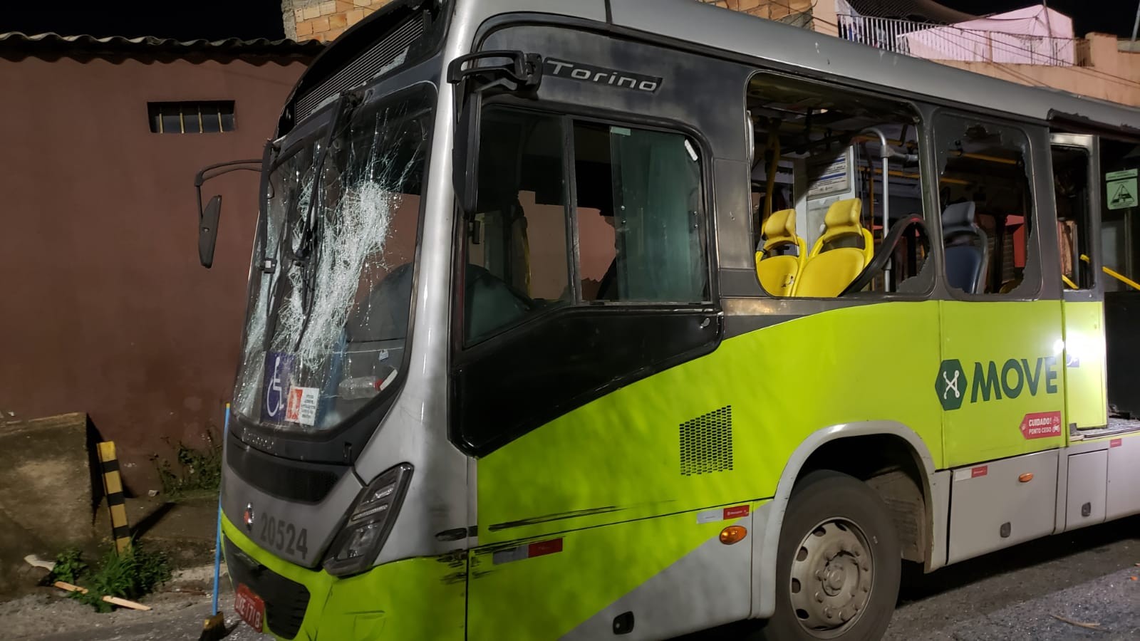 Cruzeiro e Máfia Azul devem indenizar mãe de jovem assassinado