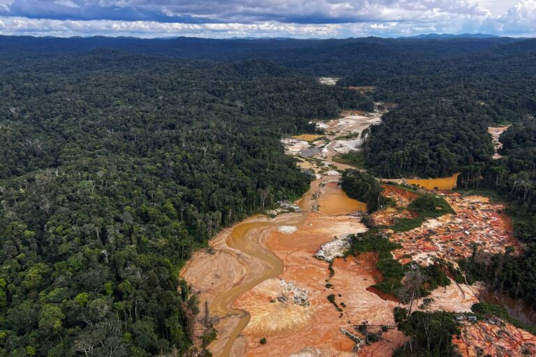 Brasil zera importação de mercúrio e desativa indústrias