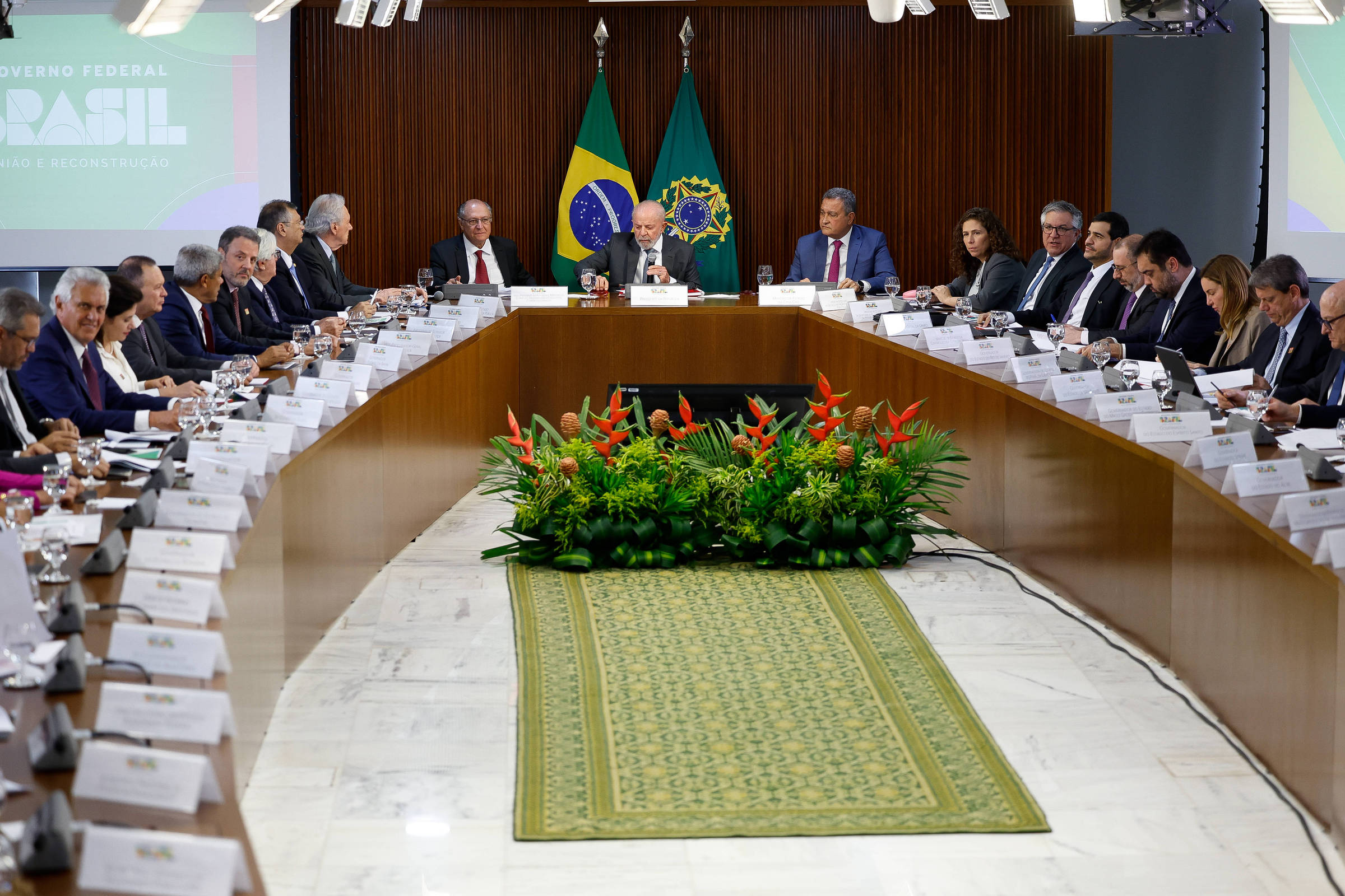 Governo Lula libera R$ 3 bilhões adicionais para empréstimos em 2025