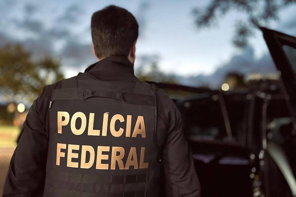 Polícia Federal atua contra suspeitos de divulgar nudes falsos de parlamentares