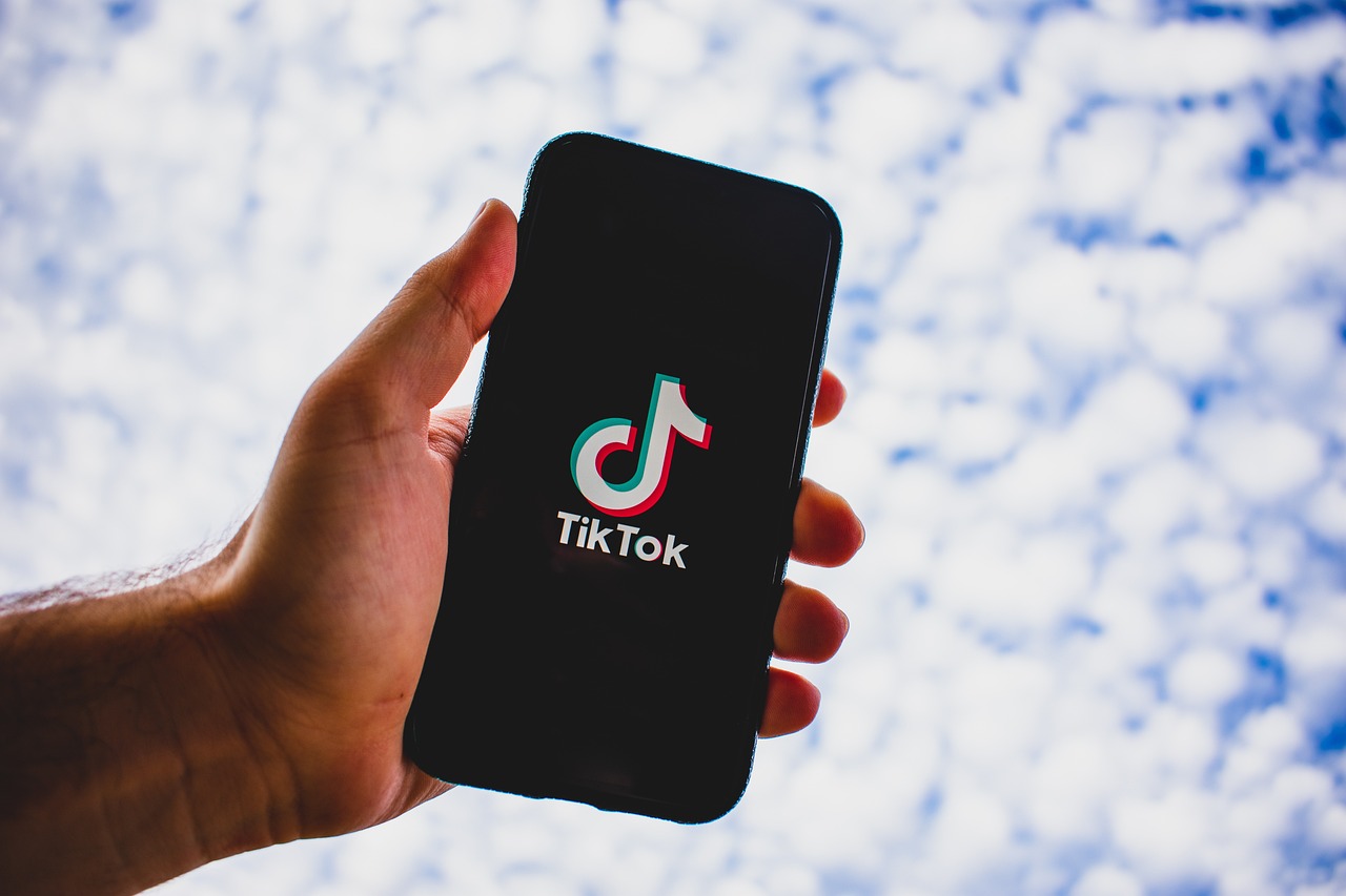 TikTok Shop inicia operações no Brasil
