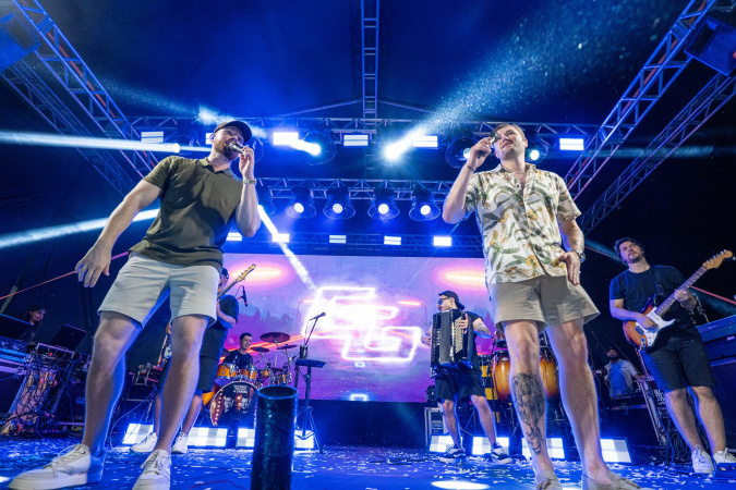 Verão maior promove festa sertaneja com Gustavo Toledo e Gabriel em Porto São José