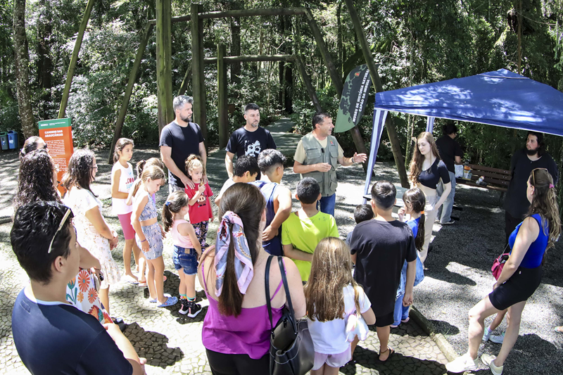 Oficina no Museu de História Natural desperta interesse em biologia nas férias