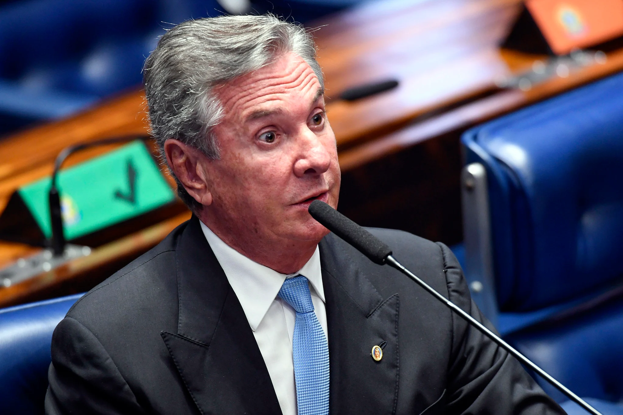 STF retoma julgamento que pode manter prisão de Collor