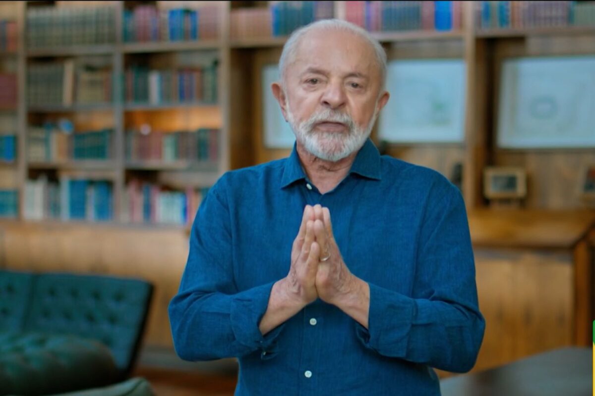 Presidente fez discurso em celebração ao Dia do Trabalho e deu aval para o avanço das discussões do fim da escala 6x1 (Foto: Reprodução/ TV Brasil)