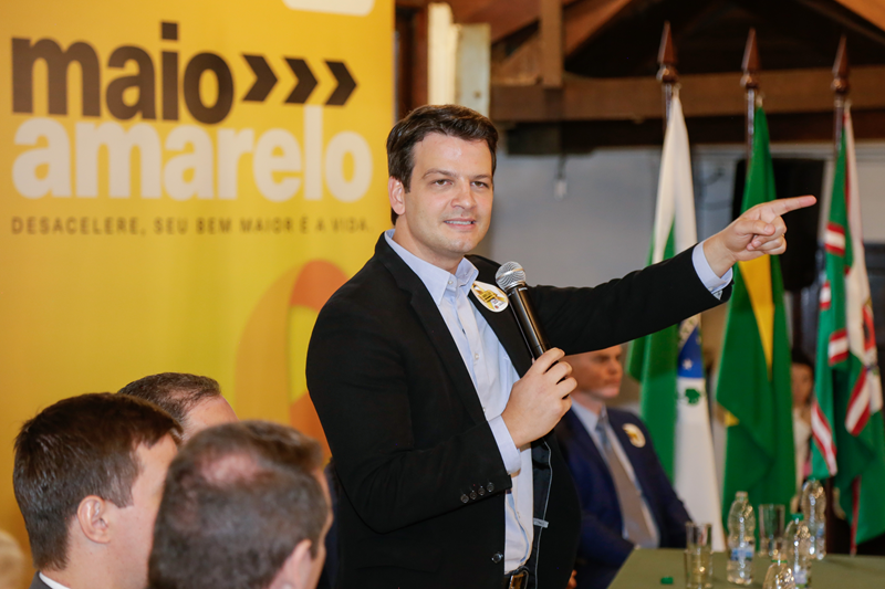 Curitiba lança patrulha para transporte público e reforça combate à “rabeira”