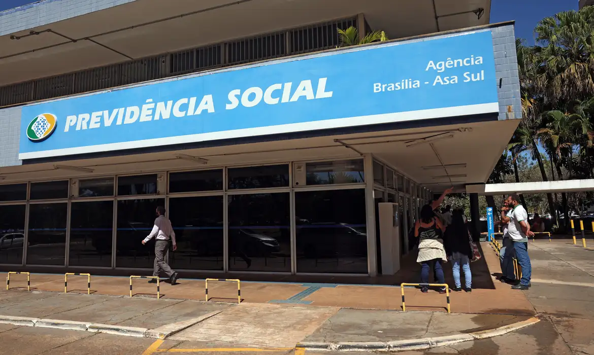 INSS vai devolver automaticamente valores descontados indevidamente