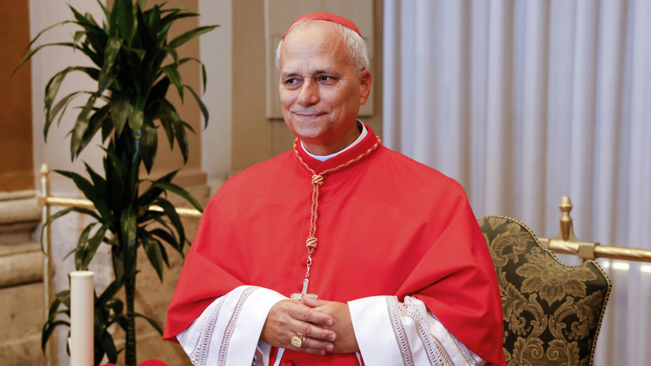 Robert Francis Prevost é eleito Papa e adota o nome Leão XIV