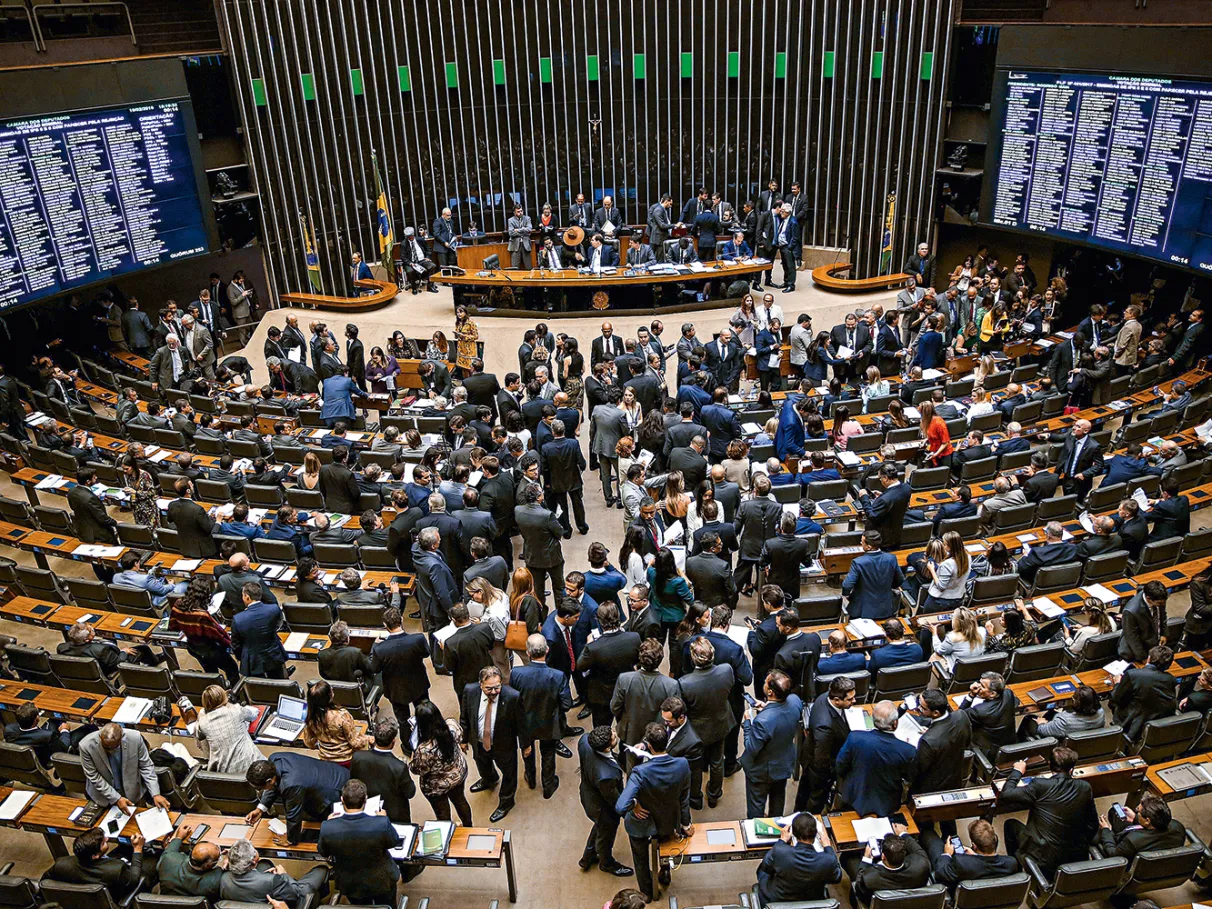 Câmara aprova criação de mais 18 vagas para deputado