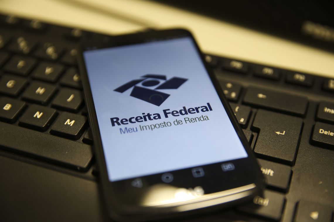Restituição do Imposto de Renda: Receita Federal Libera Terceiro Lote Recorde