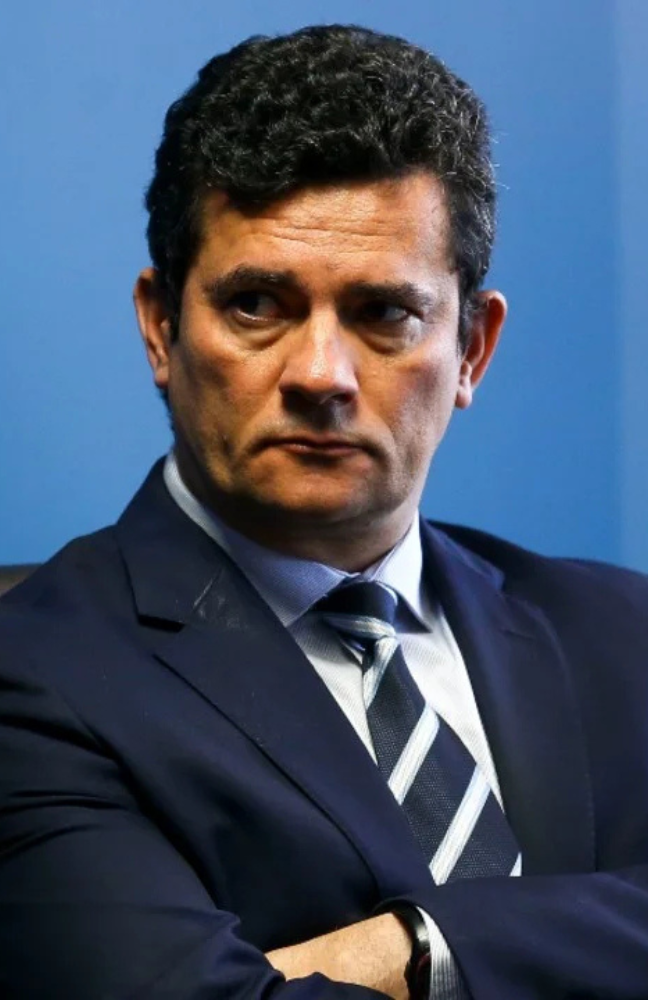 Moro lidera pesquisas, mas apoio de Ratinho Jr pode redefinir eleição no Paraná