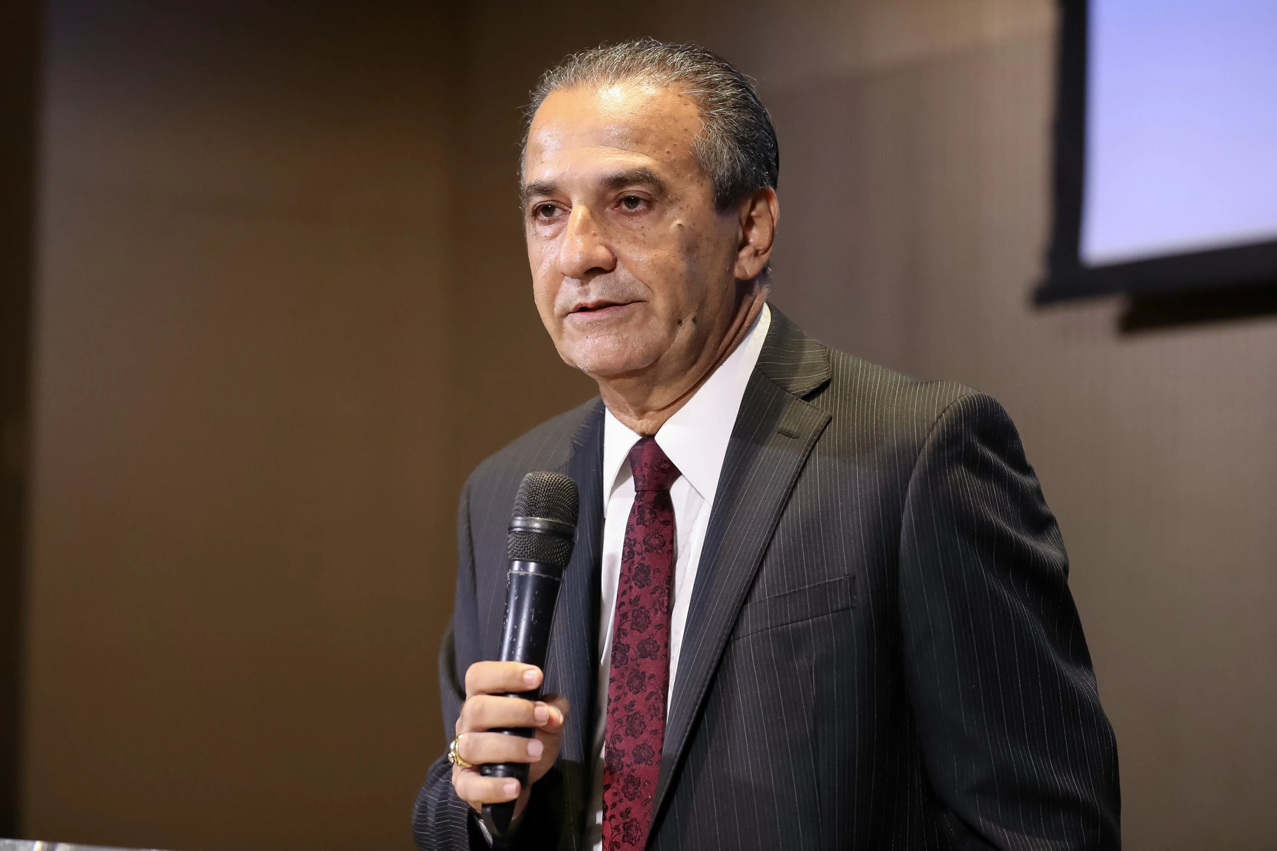 Silas Malafaia é alvo de operação da PF no Aeroporto do Galeão e tem passaporte retido por ordem do STF