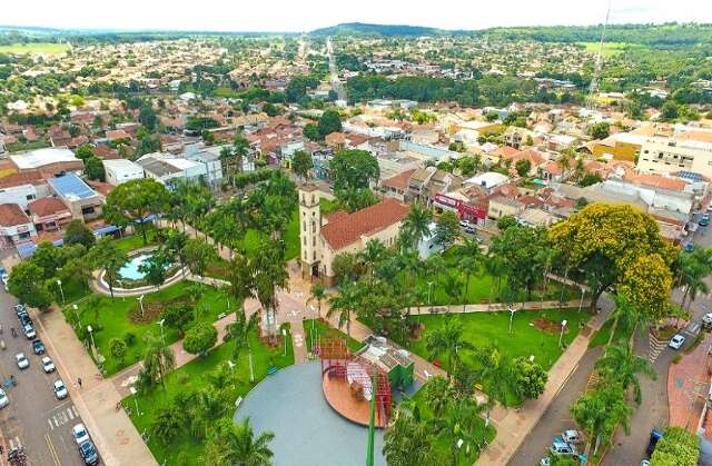 Cassilândia Celebra 71 Anos com Rodeio, Show Pirotécnico e Riqueza Histórica