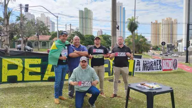 Protesto contra Moraes em Campo Grande Atrai Apoio com Buzinaços e Acirra Tensão entre Poderes