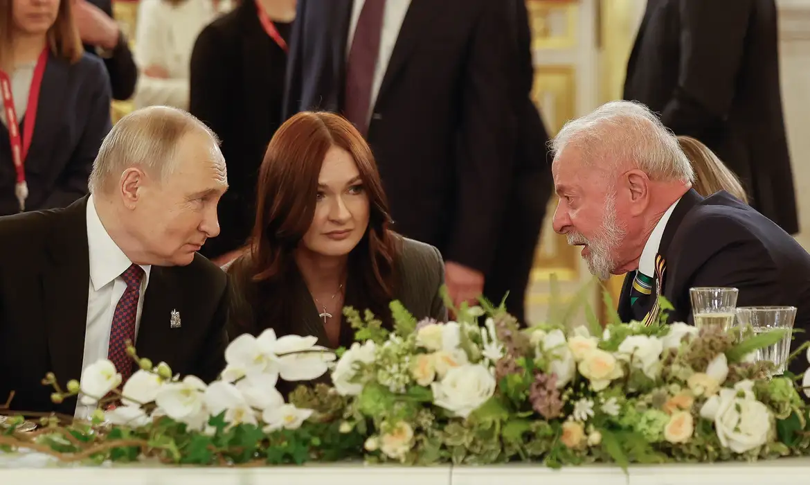Putin Informa Lula Sobre Reunião ‘Positiva’ com Trump em Busca de Acordo na Ucrânia