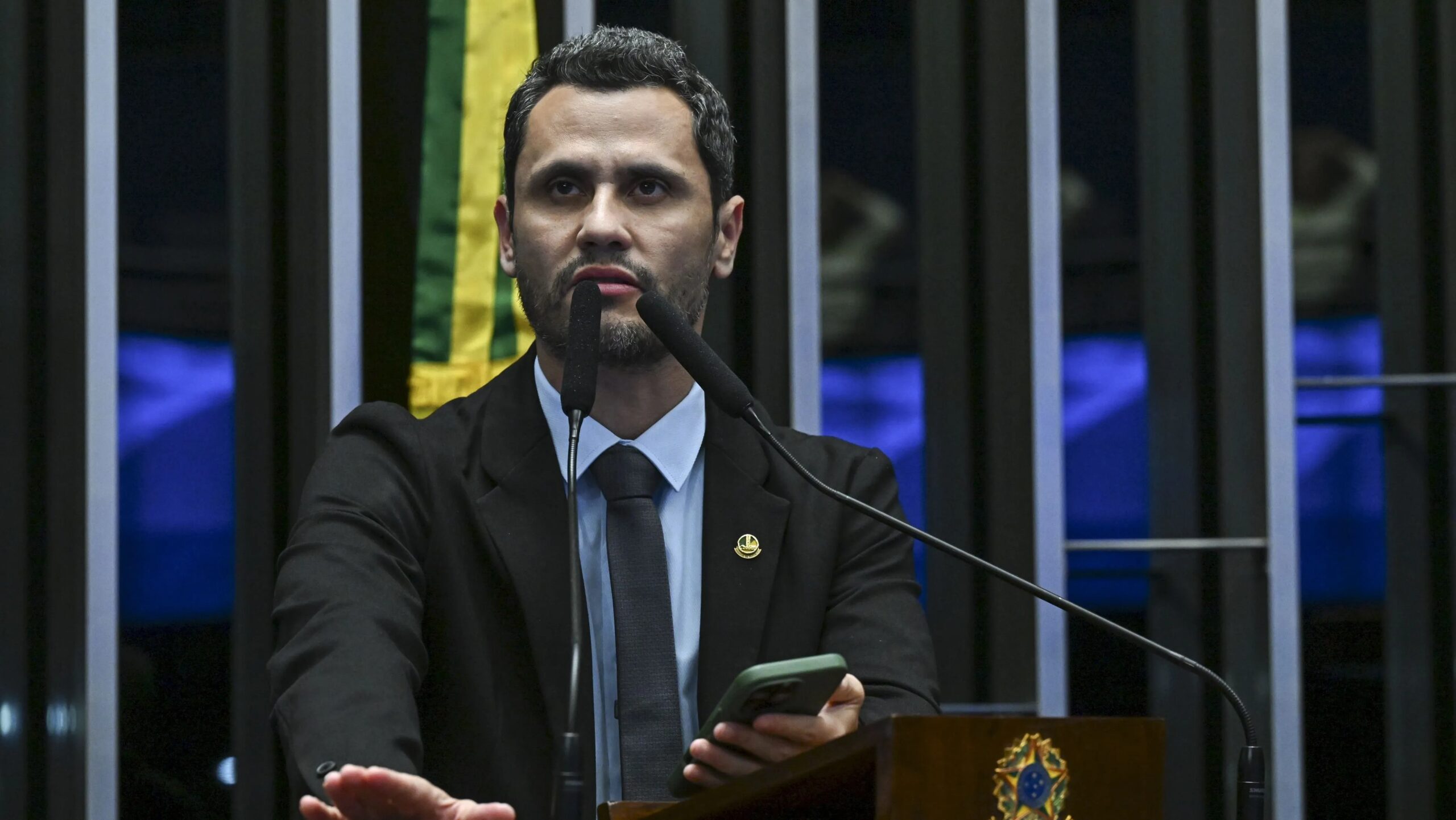 Pesquisa Real Time Big Data: Cleitinho Lidera Cenários para o Governo de Minas Gerais