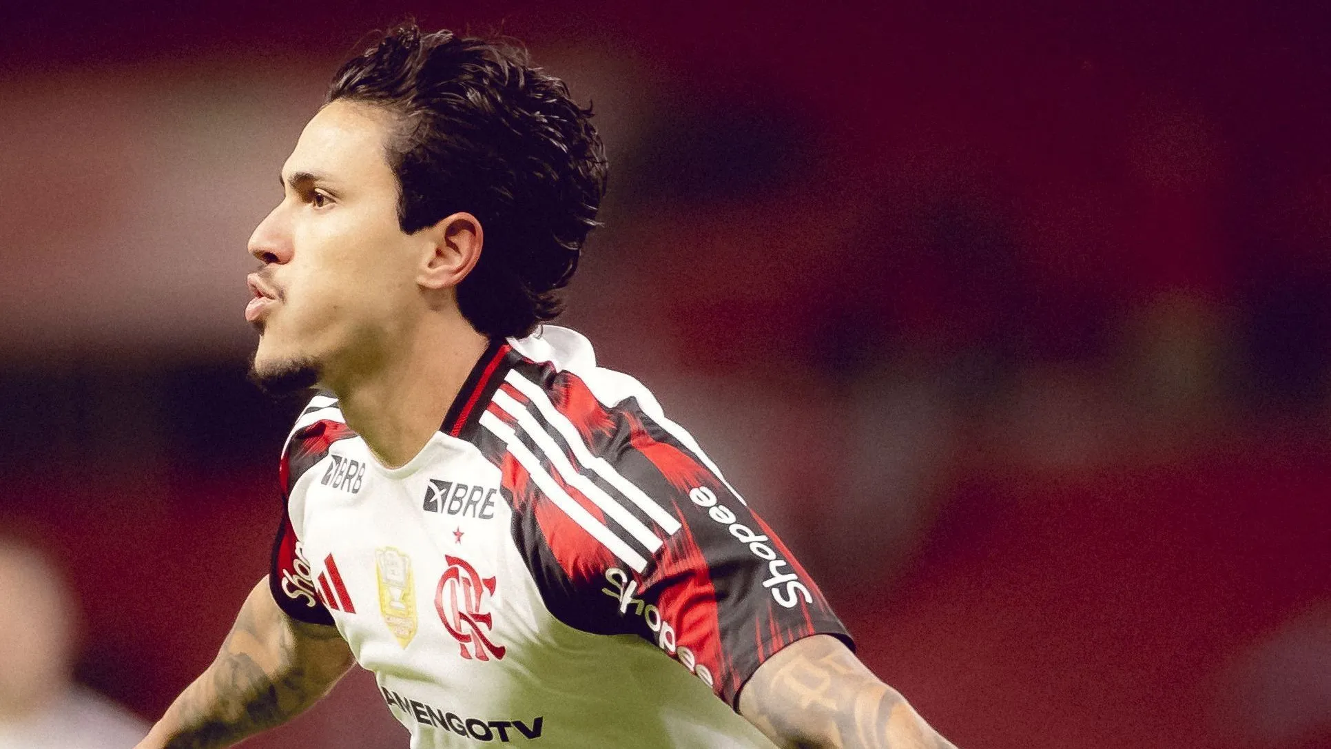 Pedro Inspira, Flamengo Triunfa Sobre o Internacional e Consolida Liderança no Brasileirão