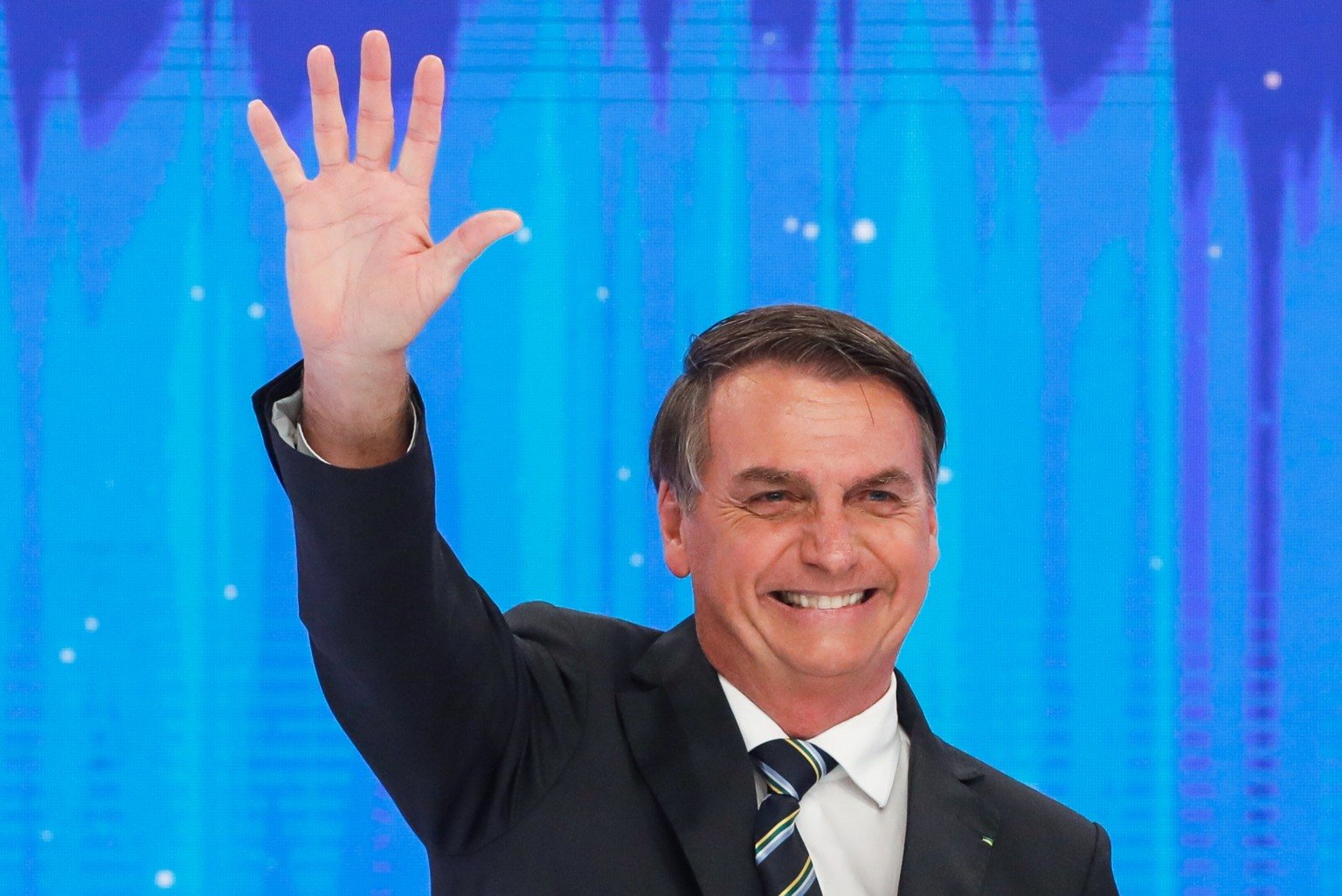 Pesquisa 2026: Clã Bolsonaro desafia Lula e polariza cenário eleitoral