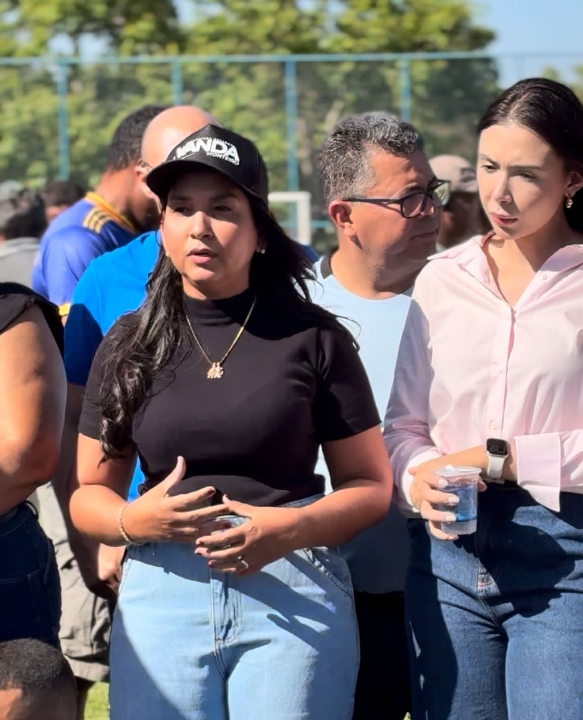 Esporte em Taquari: Deputada Vanda Monteiro Destina R$ 100 Mil para Campo de Futebol e Homenageia Líder Comunitário