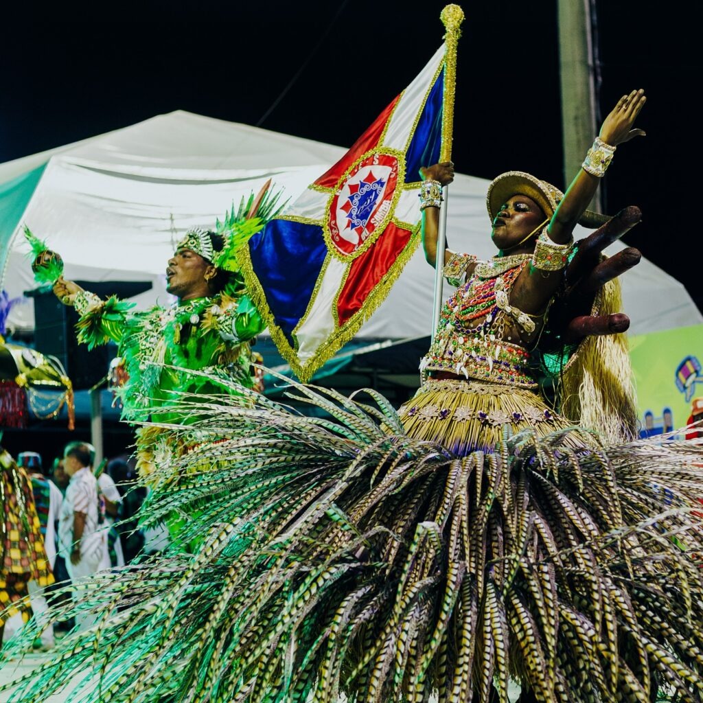 Flor do Samba Exalta o Poder Feminino em Enredo Mítico para o Carnaval 2026