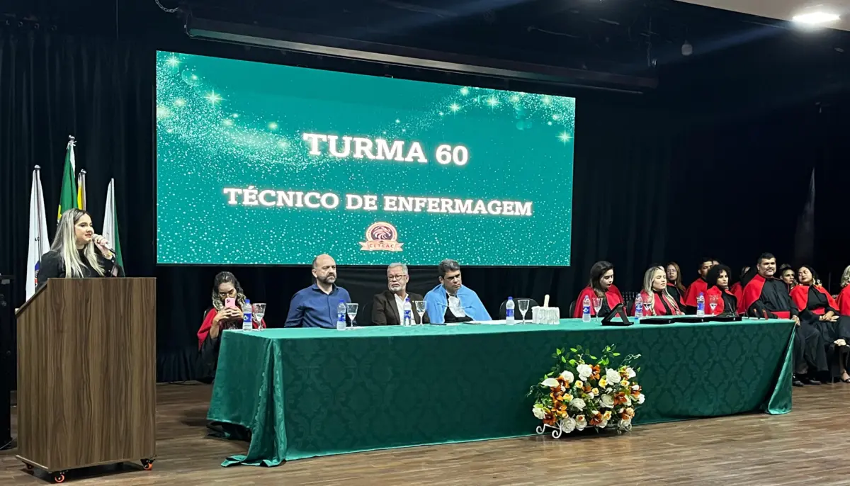 CETEAC Impulsiona Saúde no Acre: 54 Novos Técnicos em Enfermagem e Radiologia Formados em Rio Branco