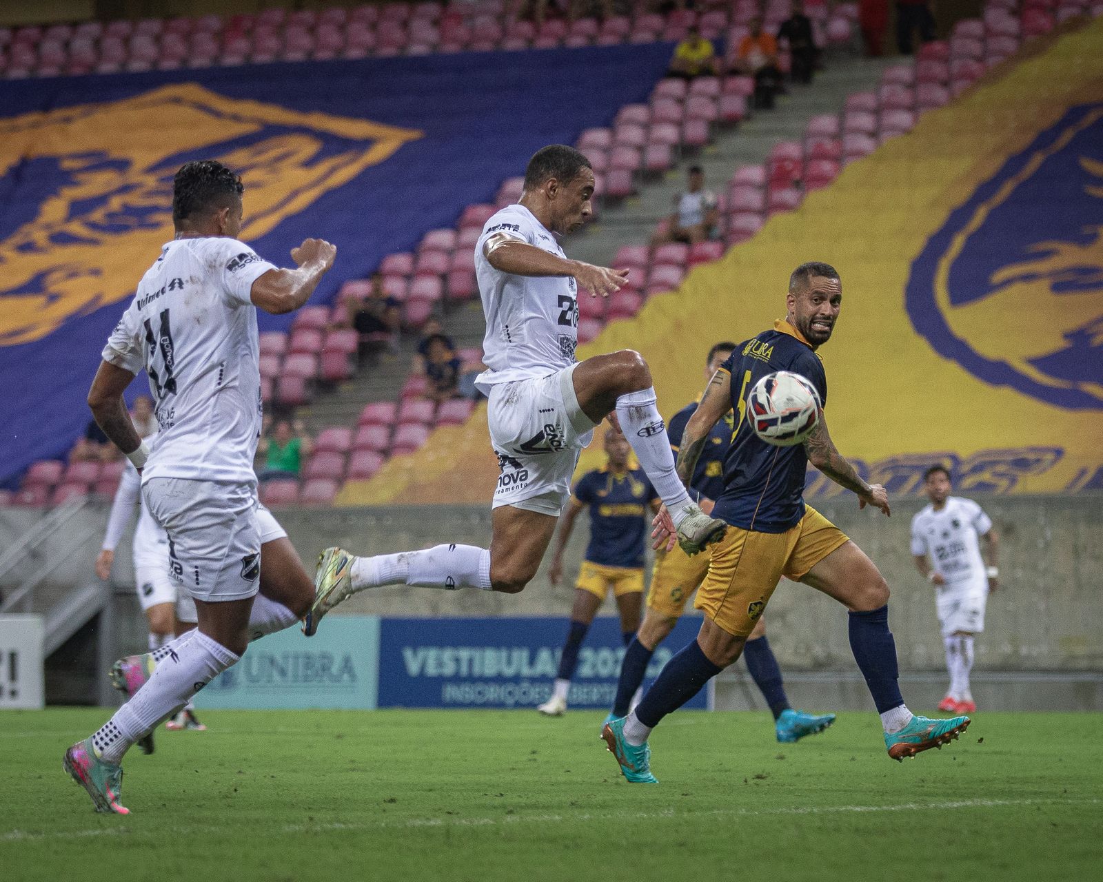 Alívio no Apagar das Luzes: Gol no Fim Evita Queda Antecipada do ABC na Série C