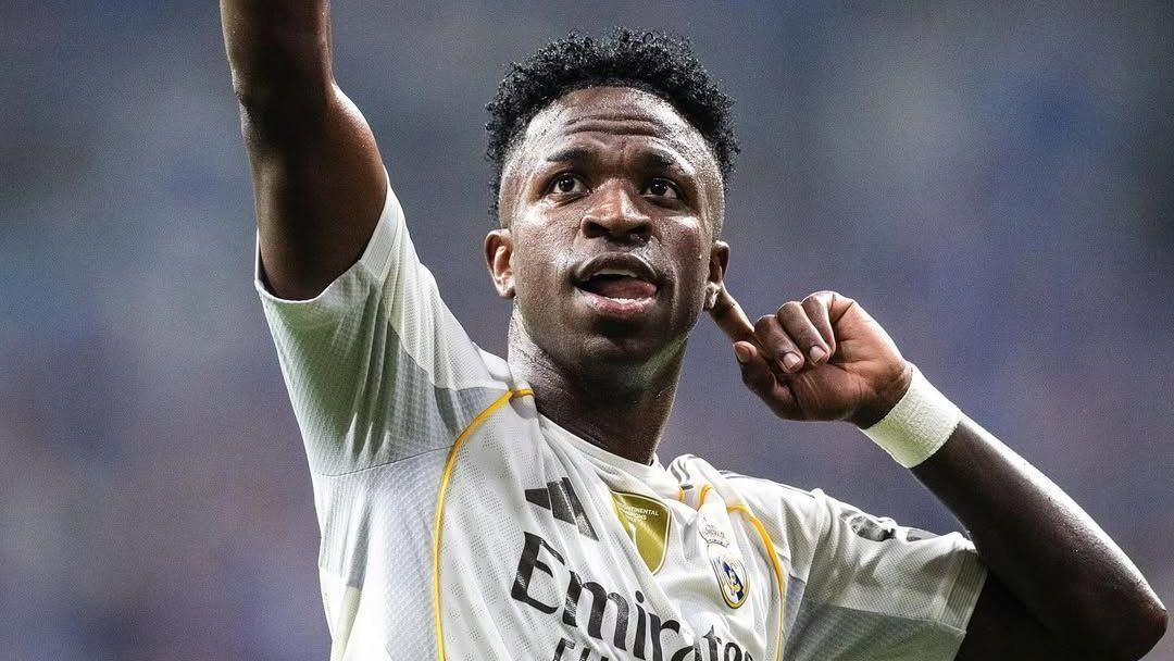 Vini Jr brilha em vitória do Real Madrid com gol e assistência