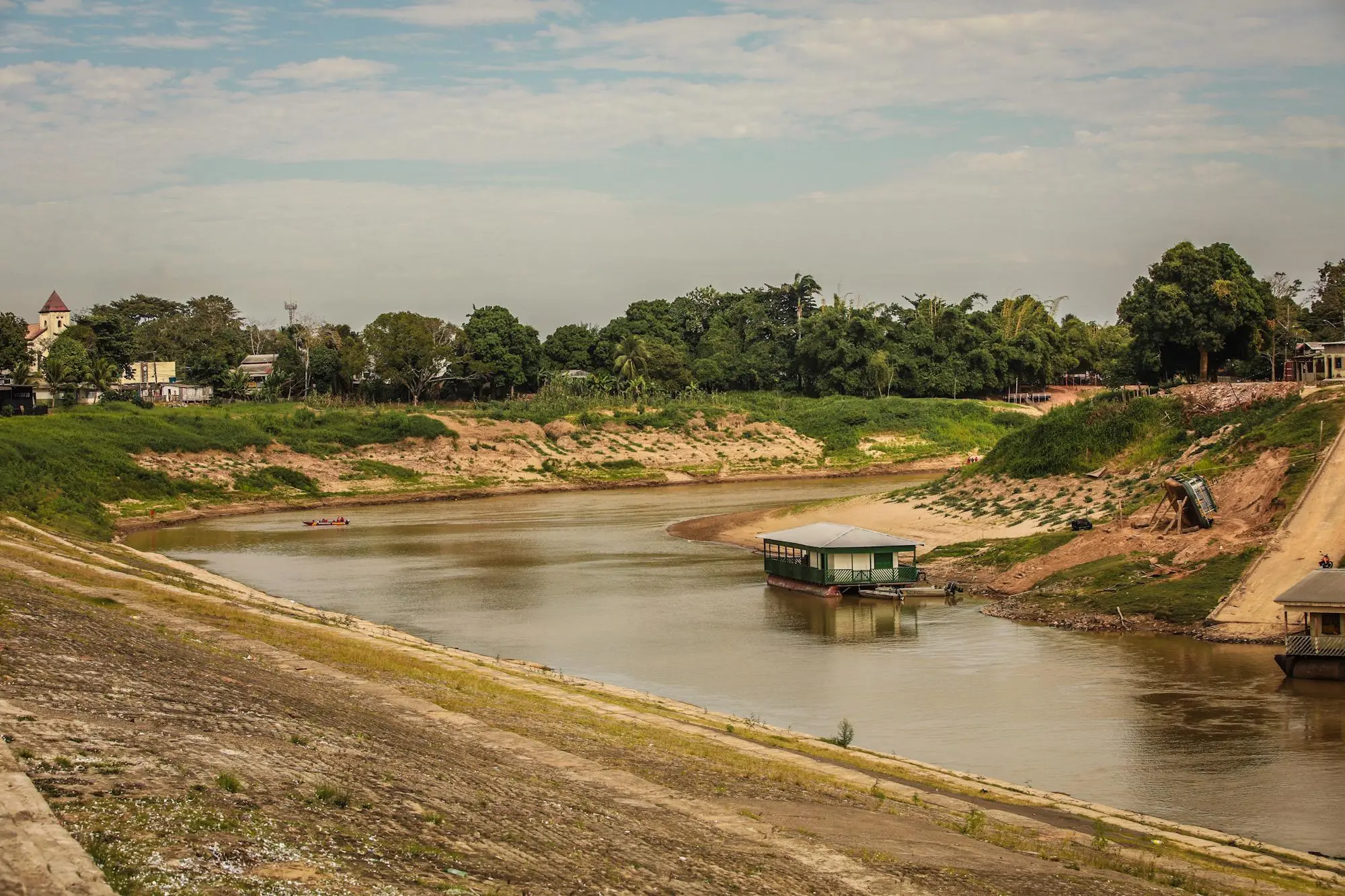 Rio Acre em Alerta: Nível Continua Recuando em Rio Branco