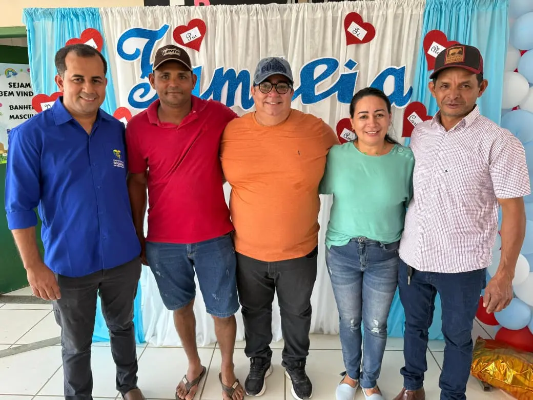 Prefeito de Brasileia prestigia o ‘Dia da Família na Escola’ em comunidade rural